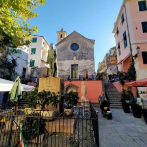 piazzetta di Corniglia